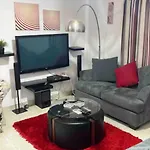 Modern - Host Prime Apartment In Rehab City